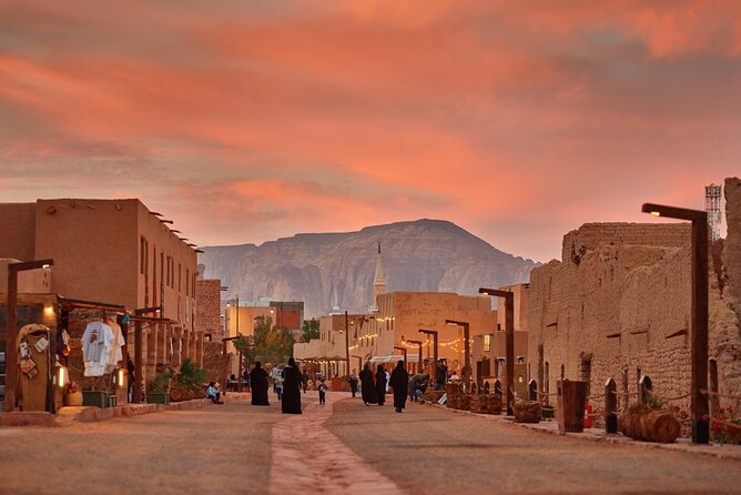 AlUla City Tour with 5 Attractions - AlUla Old Town adds texture after the open desert
