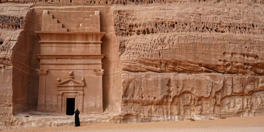 AlUla: Discover AlUla Like a Local Guided Tour - Elephant Rock and the value of a simple stop