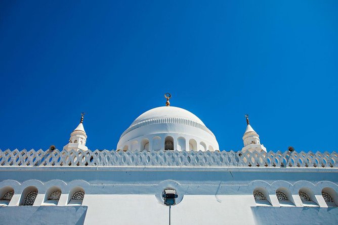 City Sightseeing Al Madinah Hop-On Hop-Off Bus Tour - Abu Bakr Al Siddiq Road and Al Qiblatayn Mosque