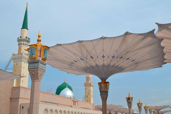 City Sightseeing Al Madinah Hop-On Hop-Off Bus Tour - Riding conditions, commentary, water, and WiFi