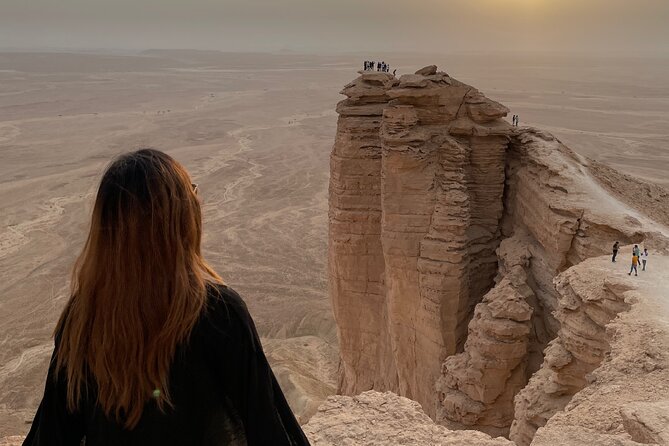 Edge Of The World Hike(Dinner under stars,village,bats cave,camp) - Key points at a glance