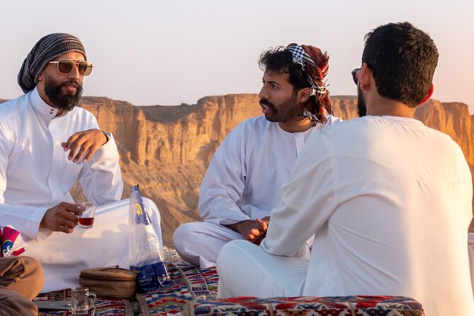 Edge of the World & Keshta in Riyadh - What the guides add to the experience