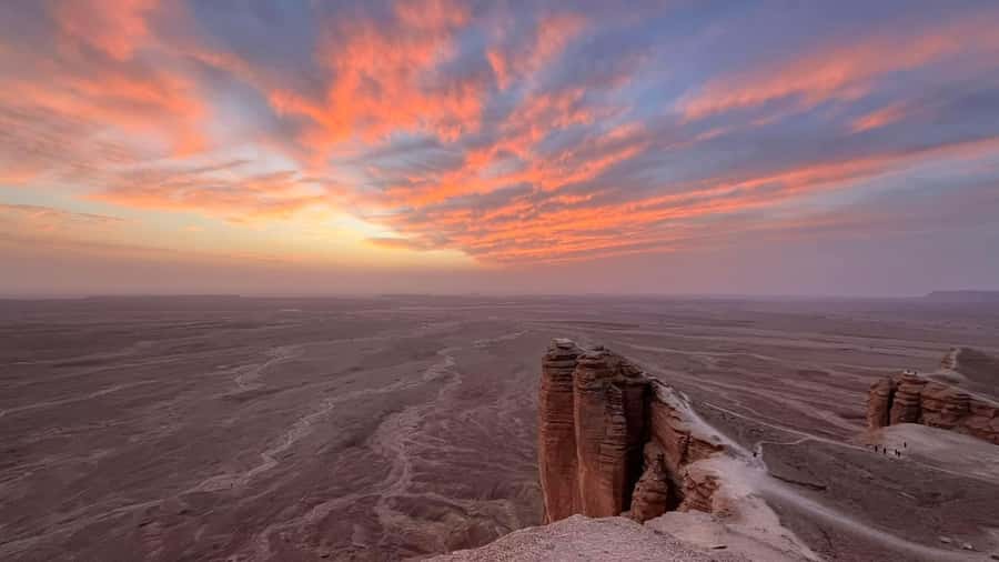 Edge of The World Riyadh,Camel Ride ,Bat Cave Visit & Dinner - Starting at Saad Square and heading into the desert