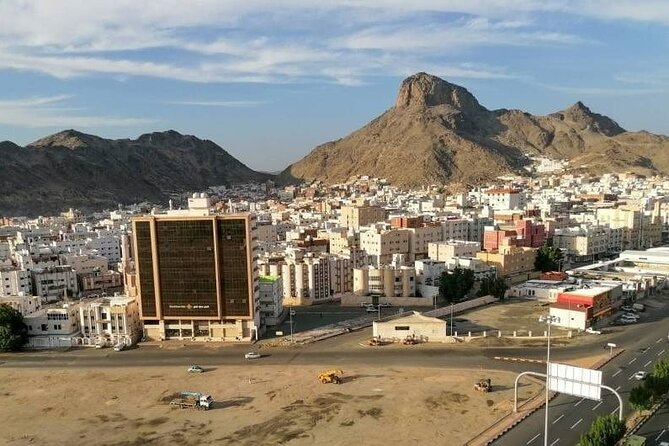 Experience the life of the Prophet in Makkah - From Jabal Thawr to the first revelation