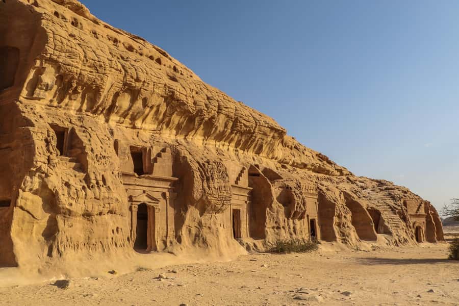 From AlUla: Hegra Tour - Jabal AlAhmar and Jabal Alkhuraymat