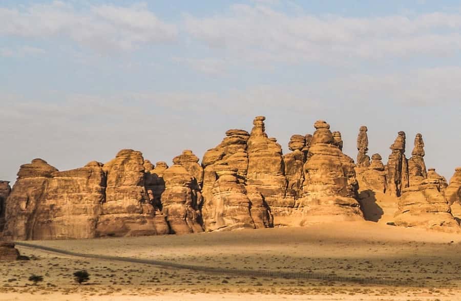 From AlUla: Hegra Tour - What the guide and bus format are really like