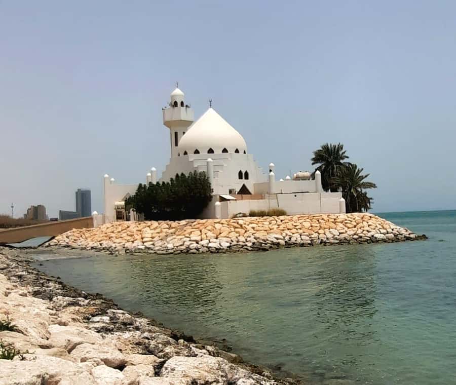 From Bahrain To Saudi Arabia - Clothing, documents, and simple preparation
