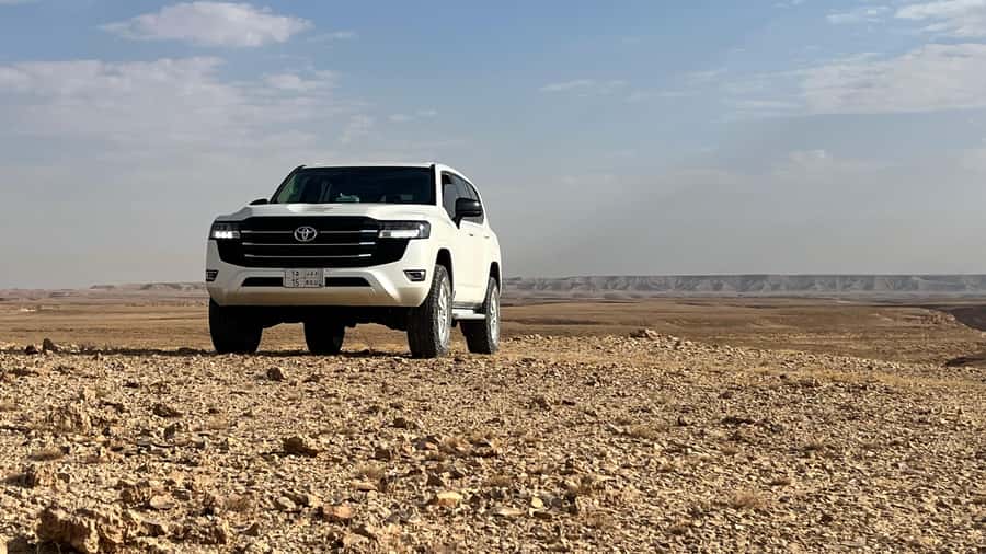 From Riyadh: Edge of the World and Darb Al-Manjoor Adventure - Sunset, silence, and the best photo light