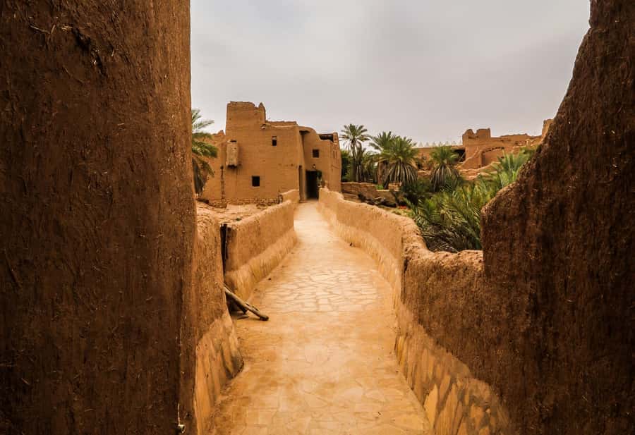 From Riyadh: Ushaiqer Village Highlights Tour with Transfer - The viewpoint over Ushaiqer