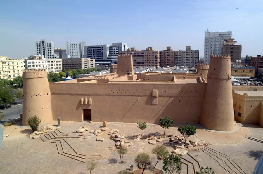 Half Day in Riyadh, Almasmak, National Museum, Kingdom Tower - From Al-Masmak’s walls to Riyadh’s glass towers