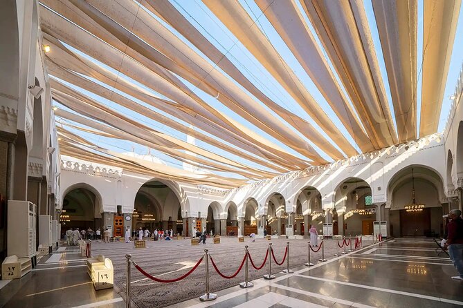 Half - Day Tour in Prophet Mohammed City - Why the guide matters more than the vehicle