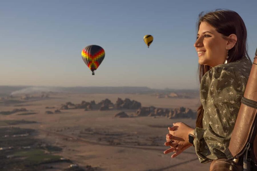 Hegra Al Ula: Sunrise Hot Air Balloon Flight - Watching the balloon inflate in the darkness