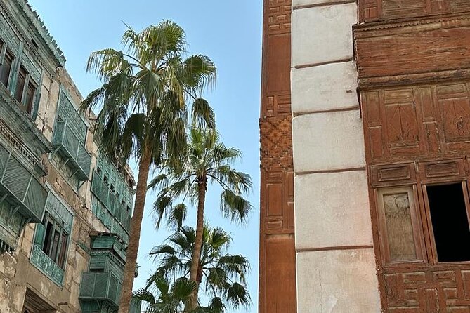 Historic District Tour in Jeddah by a Local Guide - Why Al-Balad is the right place to begin in Jeddah