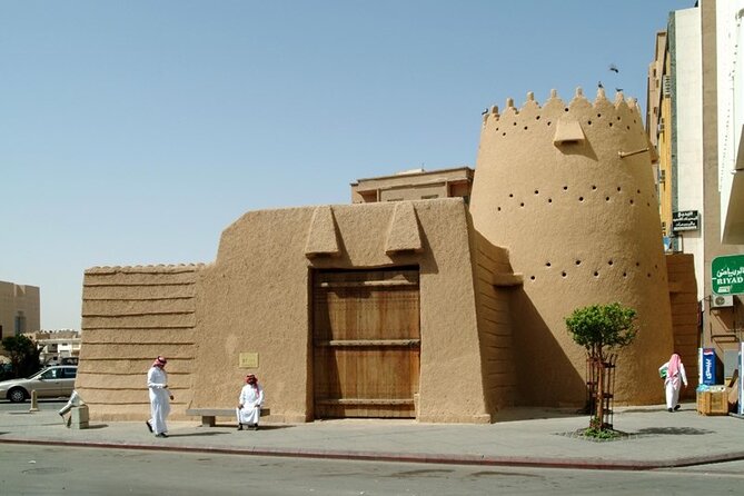 Historical Riyadh Self-Guided Audio Walking Tour - What this Riyadh walking tour really offers