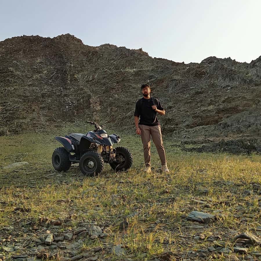 Jeddah Desert Safari: Quad Biking, Camel Farm & Sunset Views - A short tea stop before the drive home
