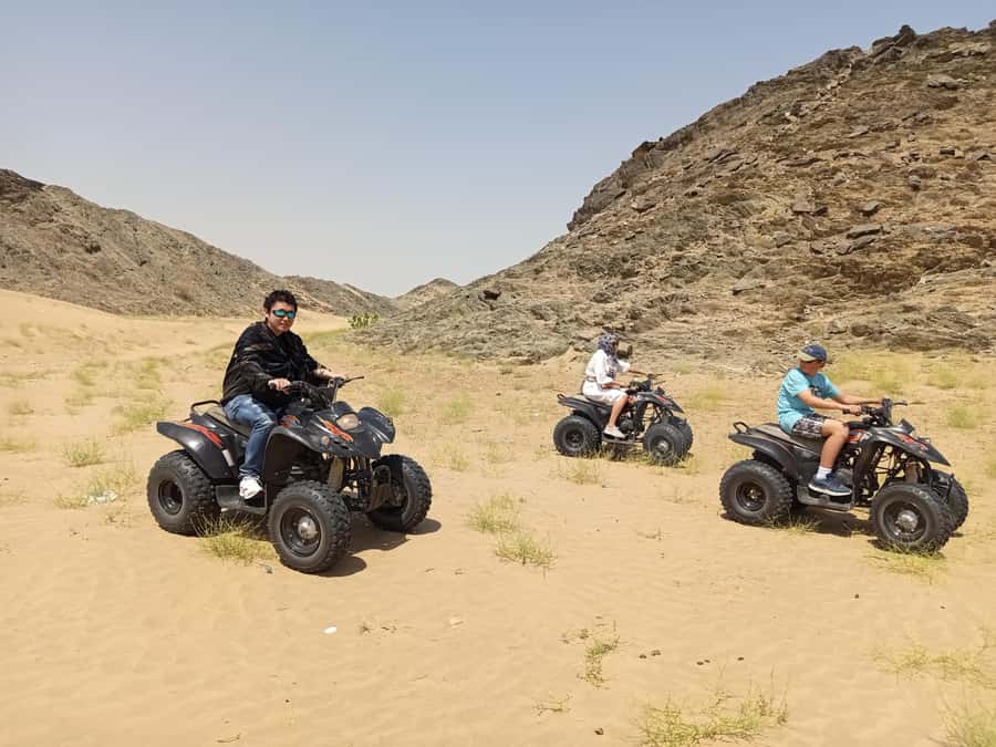 Jeddah Desert Safari: Quad Biking, Camel Farm & Sunset Views - Practical timing, clothing, and comfort