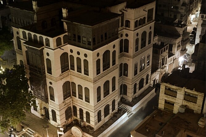 Jeddah:Discover old Jeddah AlBalad - Bait Nasseef and the civic side of old Jeddah