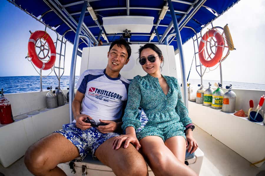 Jeddah: Guided Snorkeling Trip with Snacks and Drinks - Reaching the Red Sea from Jeddah