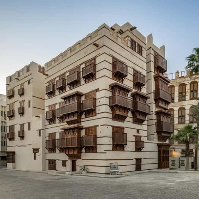 Jeddah: Guided Tour of the Old City Al-balad - A Saudi and Hijazi meal adds context
