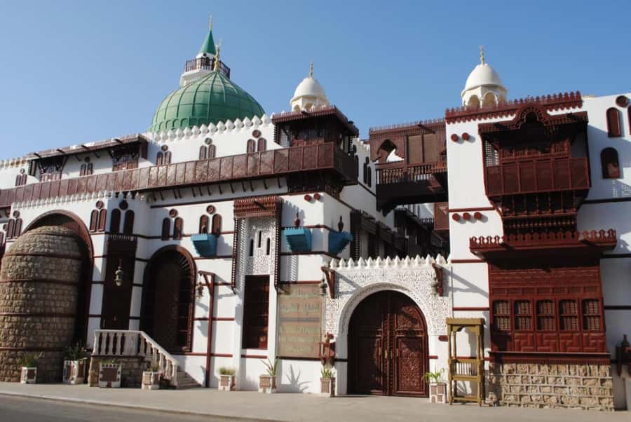 Jeddah: Jeddah Heritage Chronicles Tour with optional lunch - Gabel Street, the old gold market, and Ukash Mosque