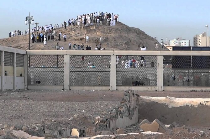 Madinah Ziyarats (Private tour) - Masjid Qiblatayn and the change in prayer direction