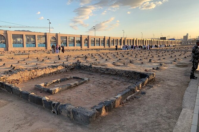 Madinah Ziyarats (Private tour) - The Seven Mosques and the Salman Farsi connection