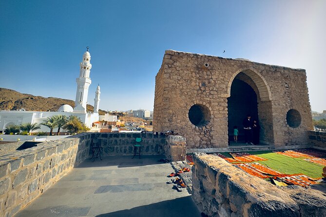 Medina Unveiled Private Tour - Uhud and the Mosque of Shield