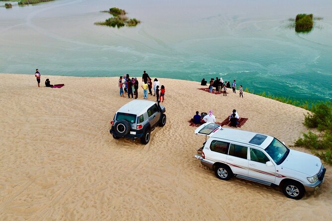 Private Tour to the Yellow Lake and Sand Dunes - Yellow Lake, where water meets the dunes