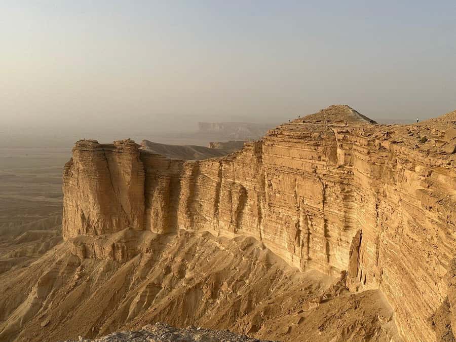 Riyadh: Edge of The World with dinner & Campsite Shared Tour - Key points to know before you book