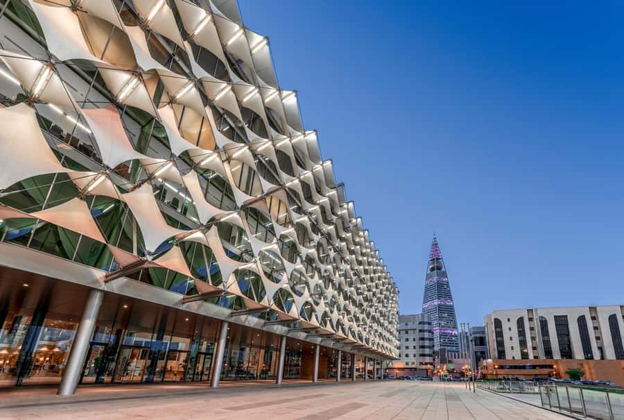 Riyadh: Full-Day Riyadh Exploration Tour with Optional Lunch - What the driver and guide service is really like
