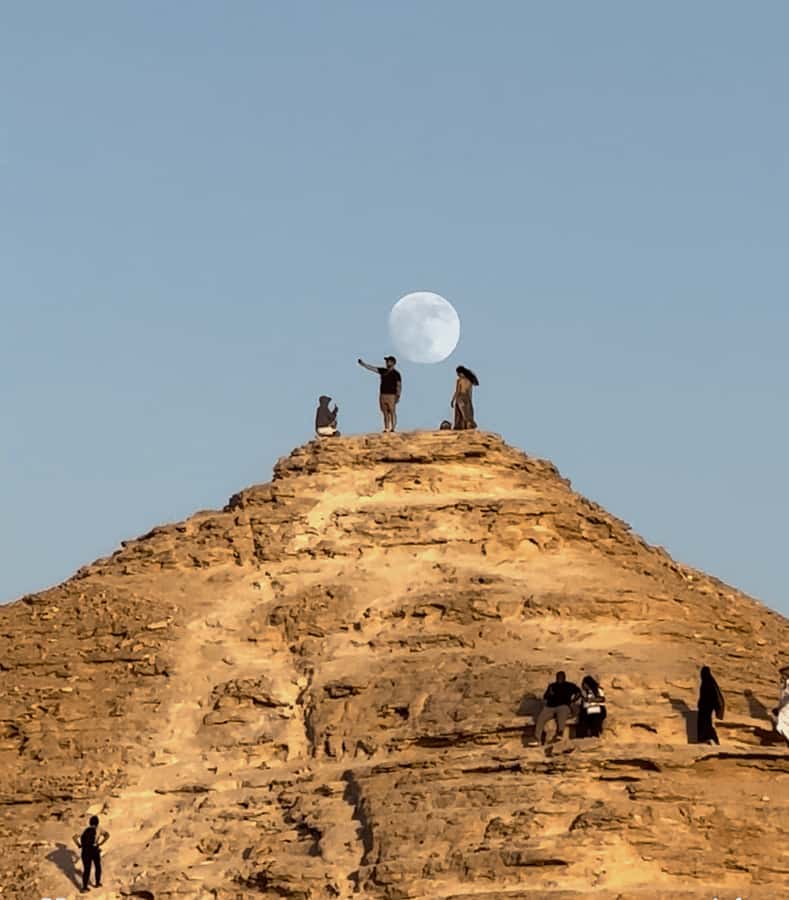 Riyadh Sunset Edge of the World & Deer Reserve 4WD Adventure - Who should book this Edge of the World trip?
