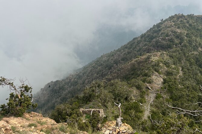 Sawda Mountains Hiking Trail - Following a 250-year-old route below the mountain