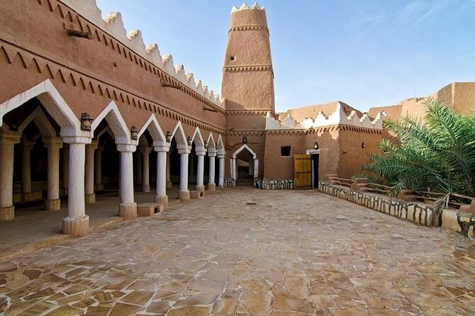 Ushaiqer Heritage Tour from Riyadh with Dinner - Najdi snacks, coffee, tea, and dinner