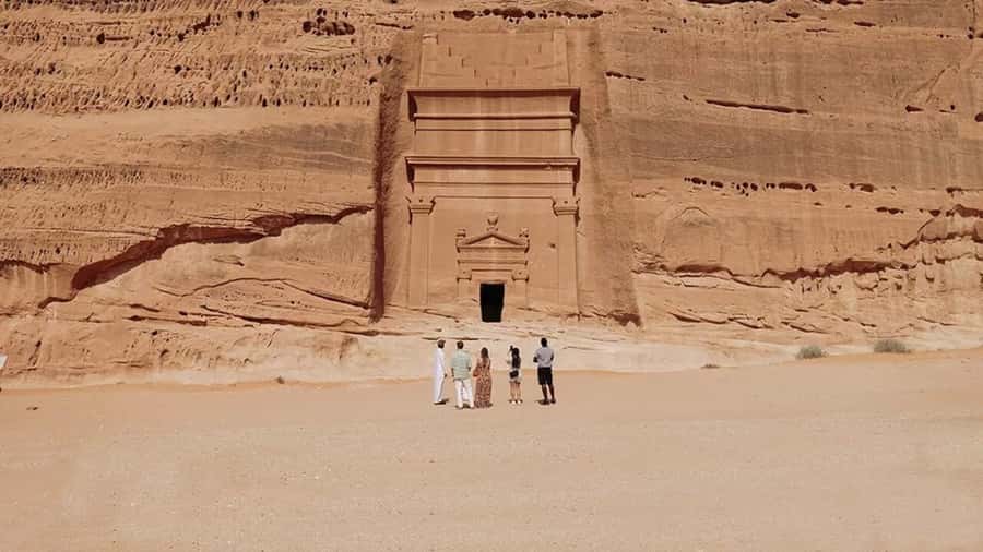 Visiting The Incredible Heritage Site Hegra in AlUla - Who will enjoy this Hegra tour most?